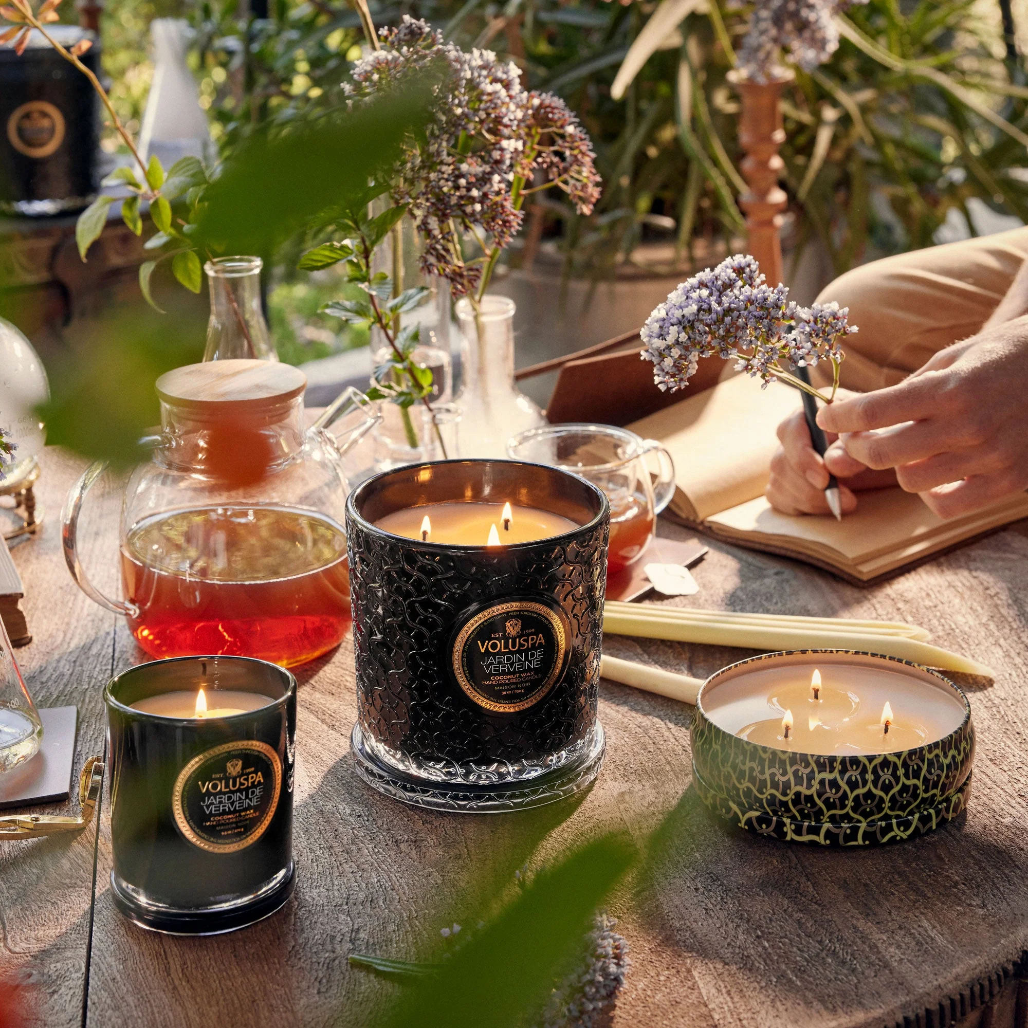 Jardin De Verveine - 3 Wick Tin Candle - Image 2